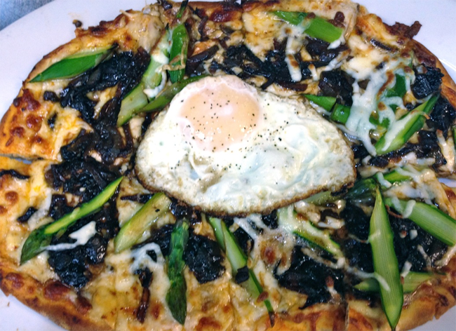 Sunny Side Up Egg Pizza at Nellcôte, Chicago (now closed)